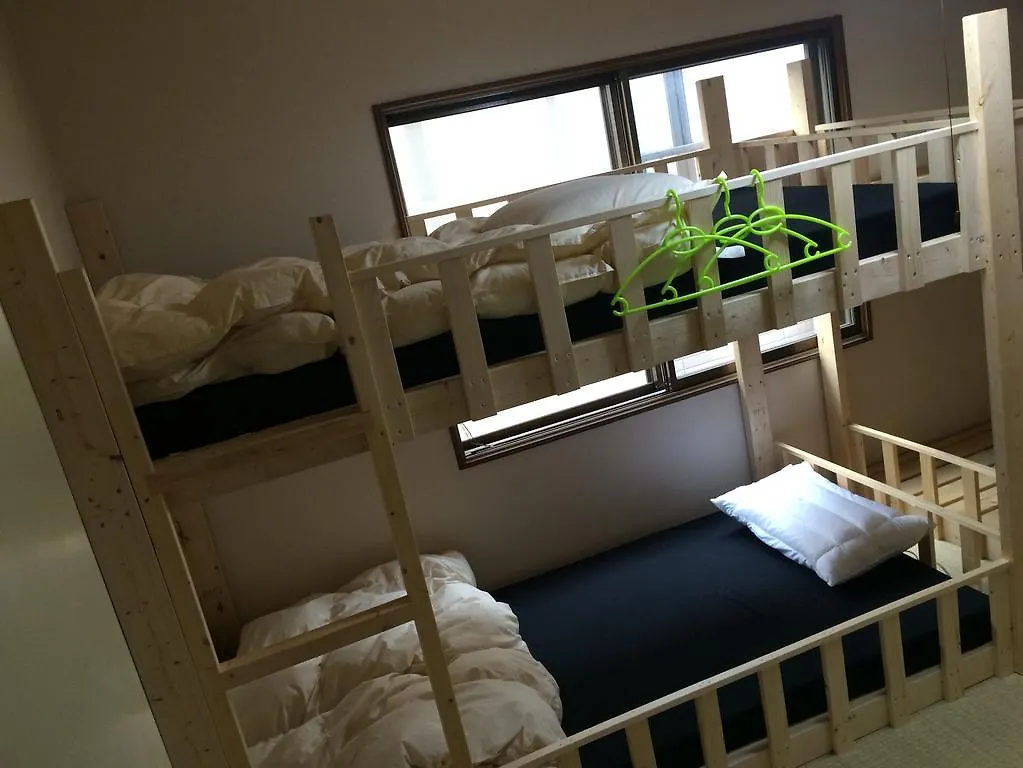 Guesthouse Chama Sapporo Gasthof